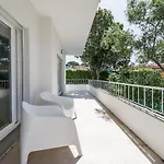 - Private Pool *